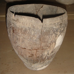 ceramic vessel